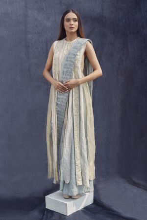 Panelled Kurta Set With Textured Dupatta