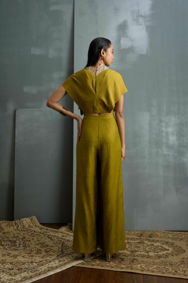 Silk collared cape set