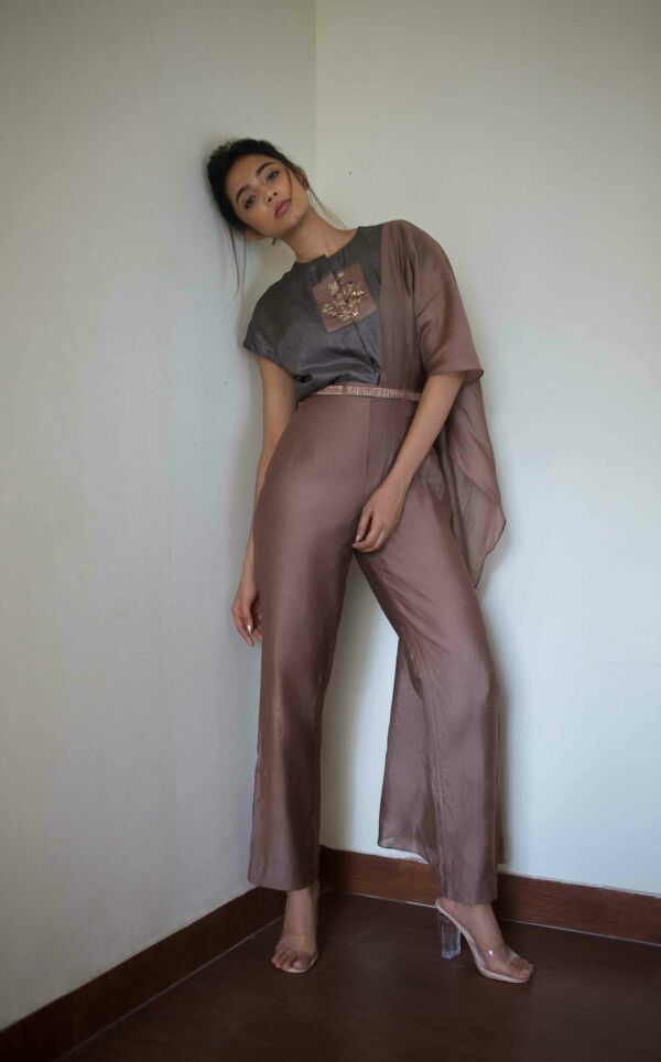 Silk Trouser Set With an Extended Drape