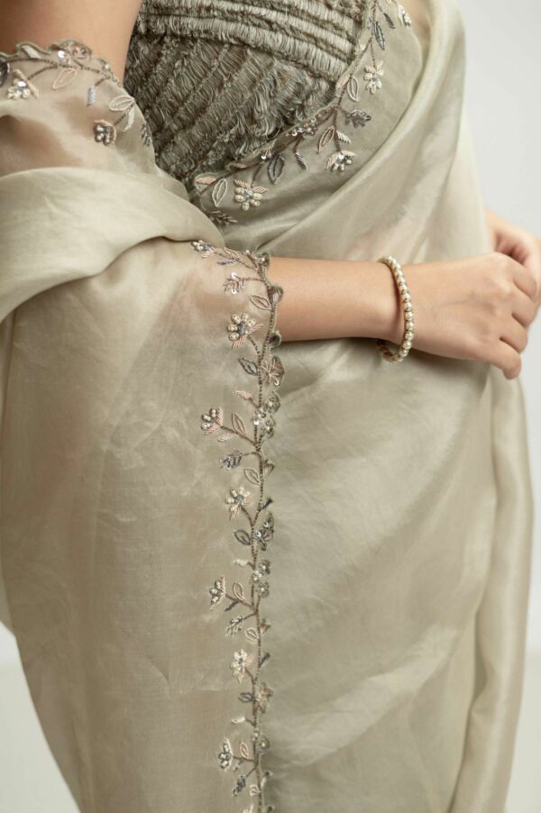 Silk Organza Saree With Fringe Blouse