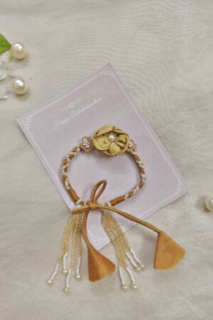 Floral bracelet